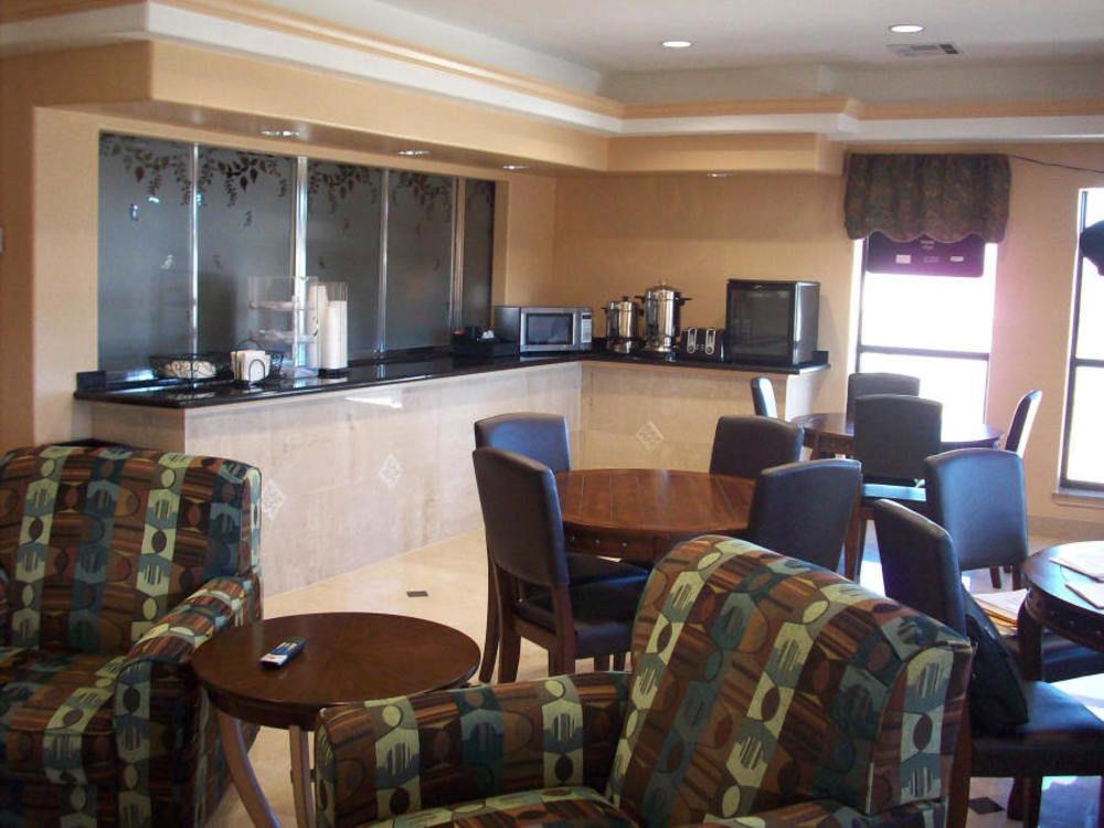 Budgetel Inn And Suites Hearne Exterior photo