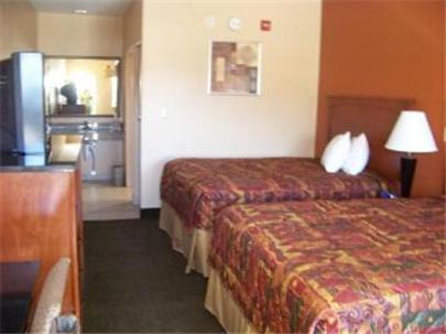 Budgetel Inn And Suites Hearne Room photo